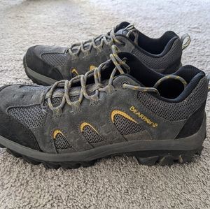 LIKE NEW Bearpaw Hiking Shoes